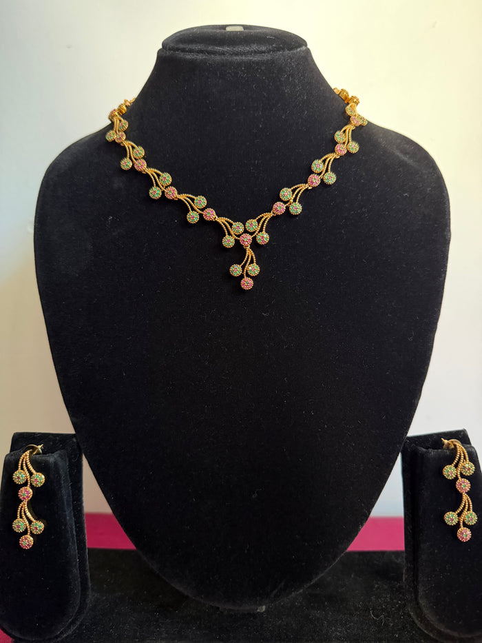Simple Short Chain set- Multicolour