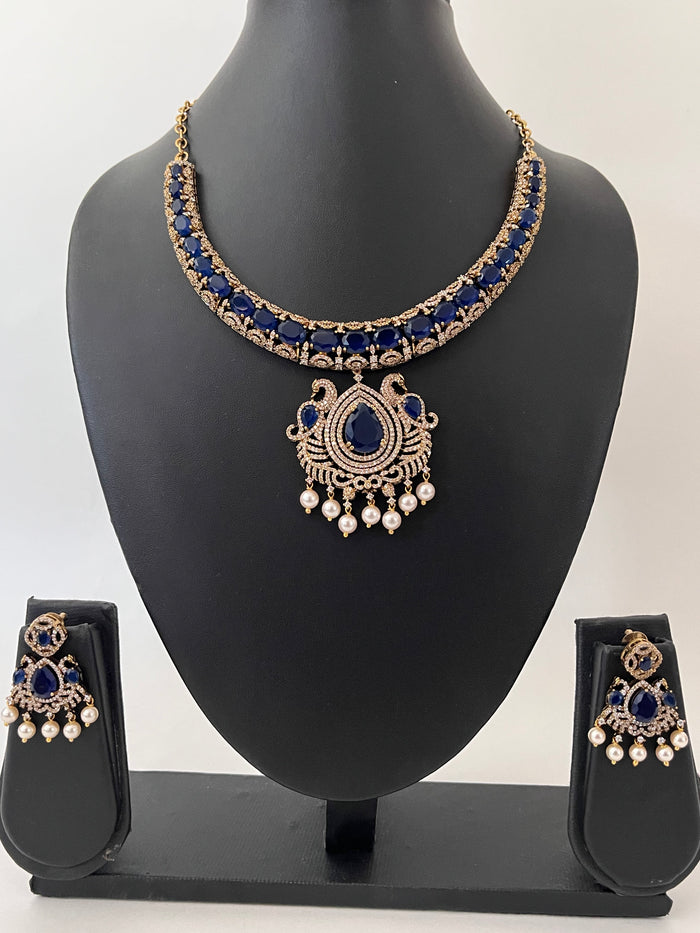 Royal blue chain set