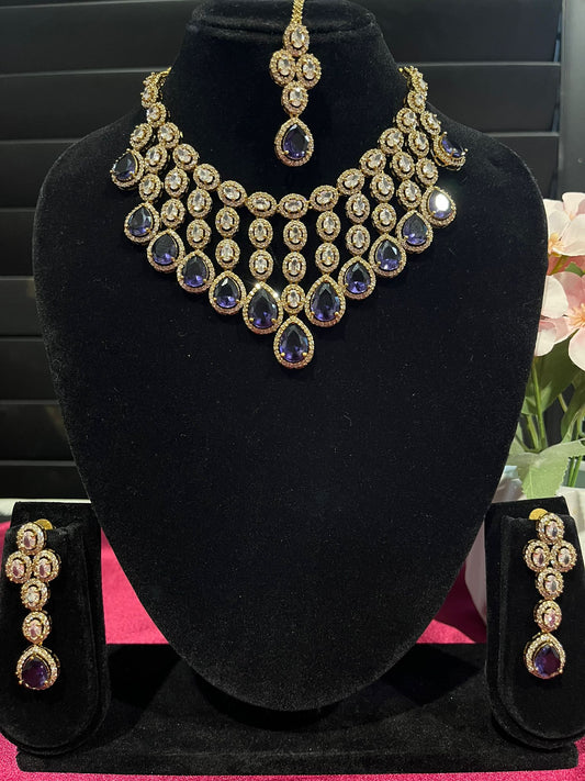 Royal Victorian Set