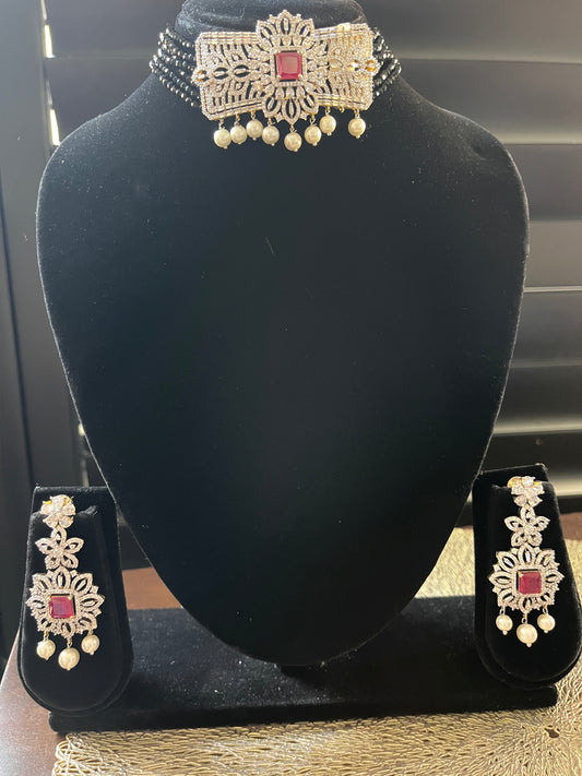 Beads choker